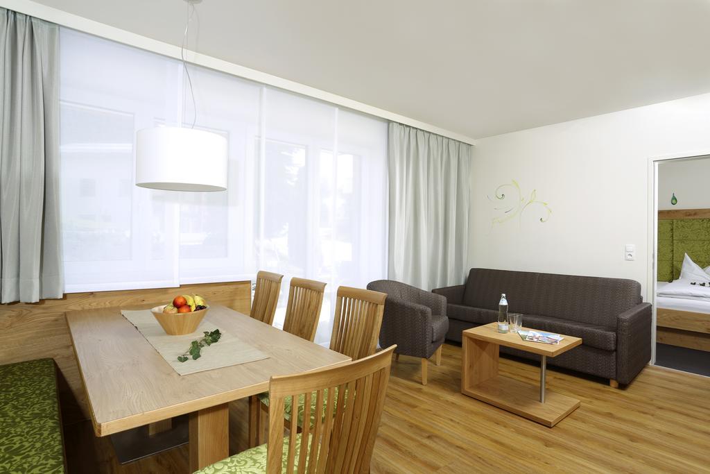 Aparthotel Rubinius Wagrain Chambre photo